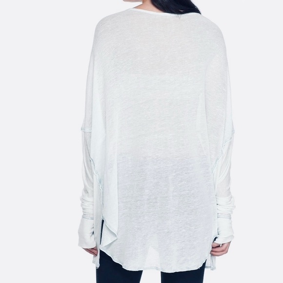 FREE PEOPLE We The Free Never Give Up Oversized Top V Neck Tee in Ivory White XS - Picture 2 of 13
